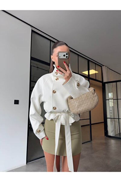 BB Bensu Buyruk ΛΕΥΚΗ ΚΑΜΠΑΡΝΤΙΝΑ ΜΕ ΨΗΛΟ ΓΙΑΚΑ