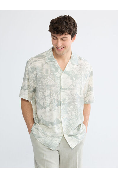 LC Waikiki قميص رجالي من NEVAVM بتصميم Regular Fit Resort Yaka Patterned