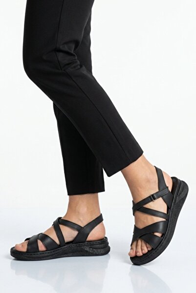 AYAKMOD Black Lightweight Soft Sole Velcro Women's Sandals 492142 Z