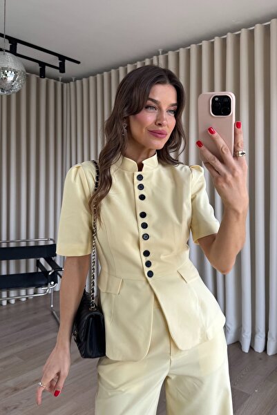 Sue Store Κίτρινο και μαύρο σετ παντελονιού με σακάκι με κουμπιά και γιακά