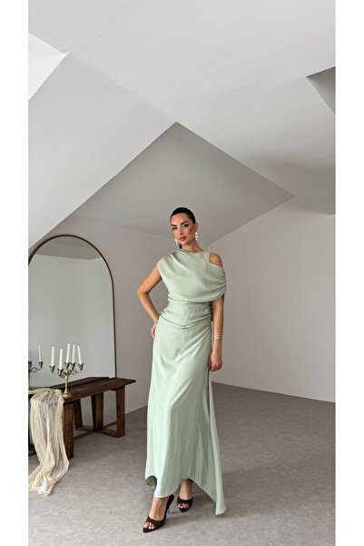 lovelondon Μακρύ φόρεμα με λεπτομέρεια σάλιου