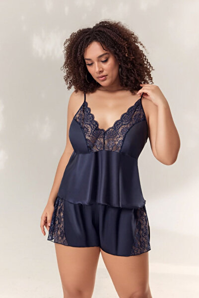 Pearlune Kadın Lacivert Büyük Beden Dantel Detaylı Saten Şortlu Pijama Takımı