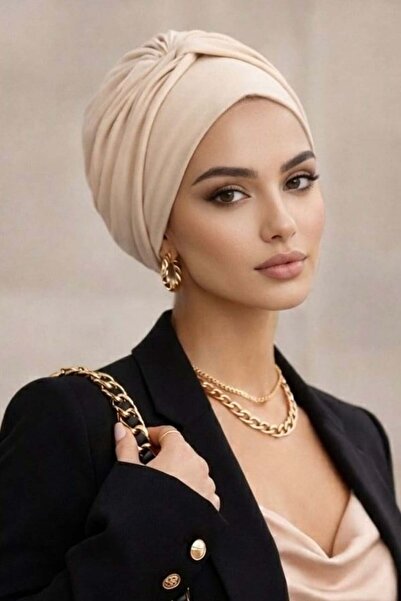 Aişe tesettür Μπεζ έτοιμο καπέλο με λεπτομέρεια στριφτού σχεδίου