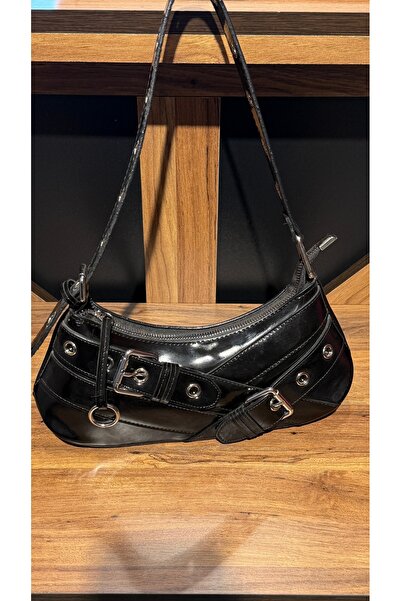 DMG Collection Γυναικεία τσάντα ώμου με λεπτομέρεια από ζώνη και σχέδιο μάτι ...