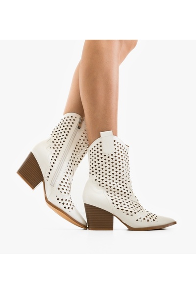 BENOTTİ Women's Cameron White Ankle Boots
