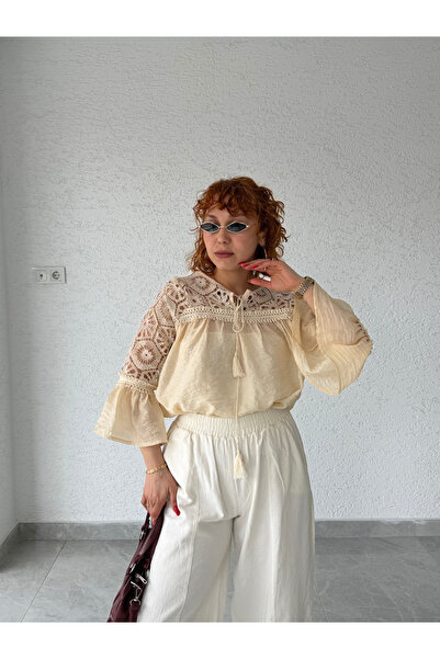 Bak'ap Διαφανής μπλούζα με έθνικ δαντέλα και βολάν, σχεδιασμού premium