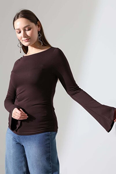 ModaPlaza Γυναικεία μπλούζα με λαιμόκοψη και ισπανικό μανίκι 22157