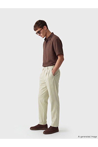 LC Waikiki Nevavm Standard Fit Men's Pleated Fabric Trousers with a Difference