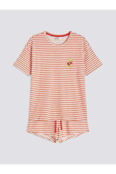 LC Waikiki Γυναικείο Σετ Πιτζάμες με Ριγέ Λαιμόκοψη και Σορτς (S6)