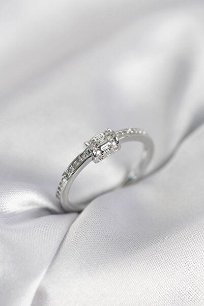 TakÇalıştır Zircon Stone Silver Color Brass Women's Ring