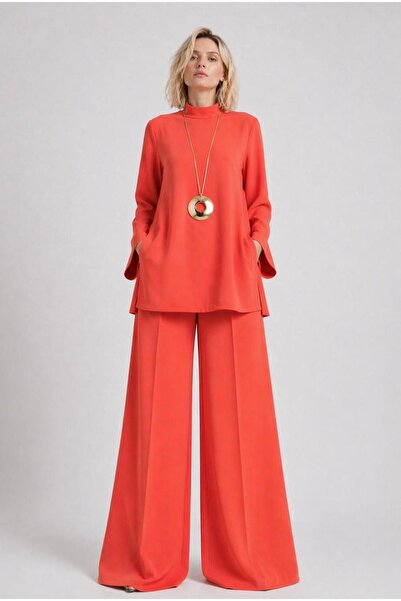 SERAVENZA COUTURE Blouse with Side Slits and Slit Detail & Wide-Legged Trouse...