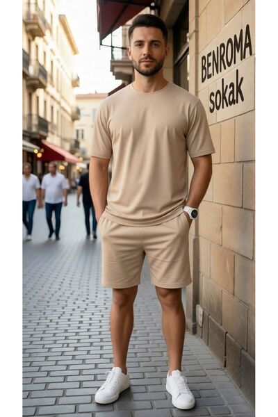 E-ROMA Ελαστικό σετ σορτς και μπλουζάκι από λύκρα σε υπερμεγέθη εφαρμογή 1KH2