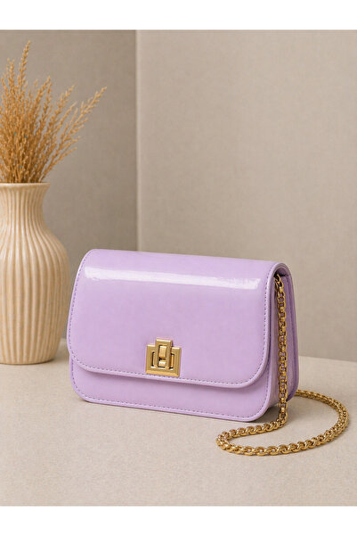 CanEs Aksesuar Women's Patent Leather Shiny Chain Cover Bag
