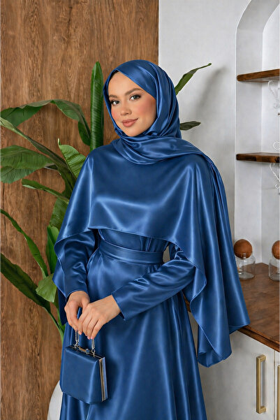 SUWWE Σατέν βραδινό φόρεμα Stella με λεπτομέρεια κάπας