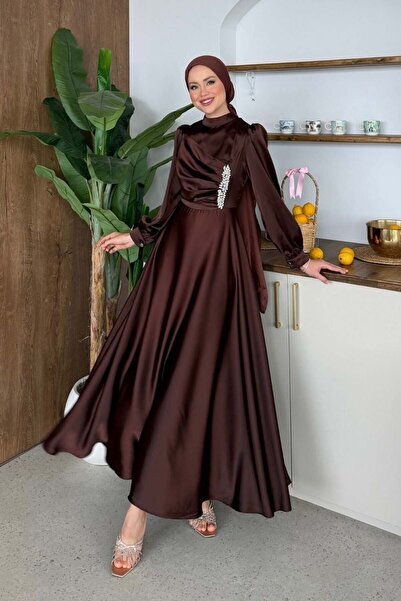 Şulemoda Giyim Βραδινό φόρεμα από σατέν με πέτρες, καφέ