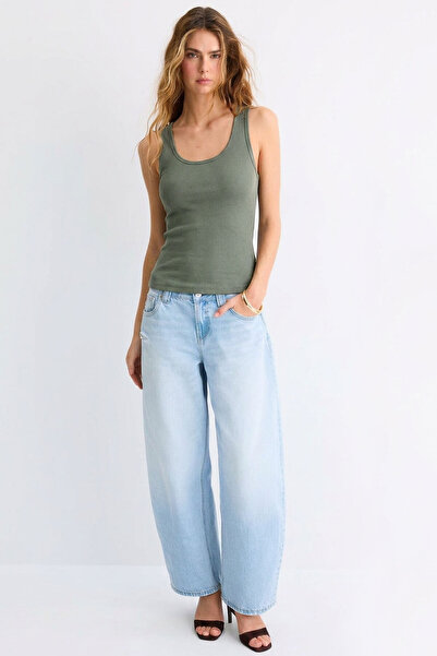 EFFE Εφαρμοστό μπλουζάκι με τιράντες από μείγμα βισκόζης και κοτλέ