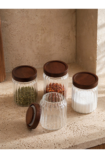 SUELF CO Set of 4 Glass Spice Jars with Acacia Lids / 350 ml