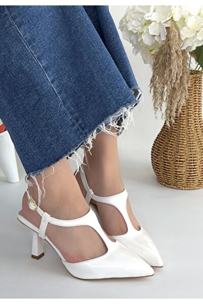 FRESCO SCARFS Παπούτσια Tula White από λουστρίνι με τακούνι