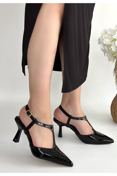 FRESCO SCARFS Παπούτσια Tula μαύρα λουστρίνι με τακούνι