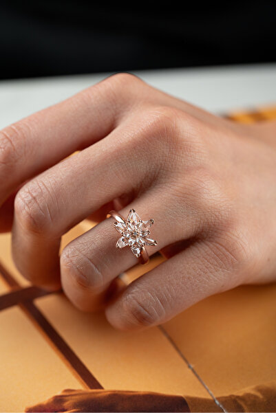 Silvano Jewelry 925 Ayar Gümüş Beyaz Taşlı Lotus yüzük