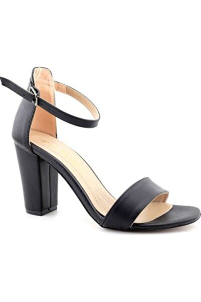 İpek Arya Βραδινά παπούτσια με τακούνι και μονό λουράκι