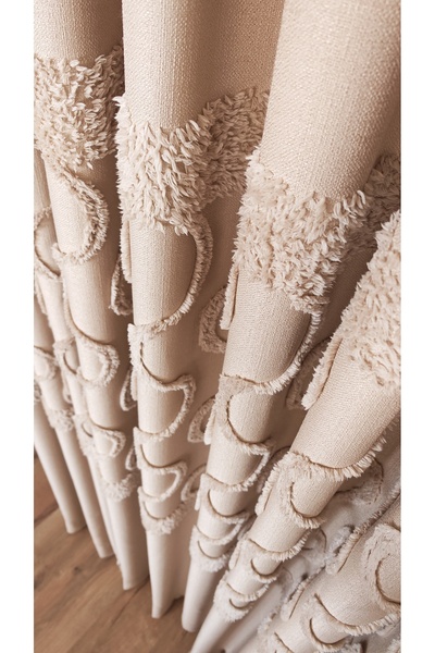 Yuka Κουρτίνα φόντου σε χρώμα καφέ γάλακτος, με φούντες, μονόφυλλη, 1/3 πυκνά...