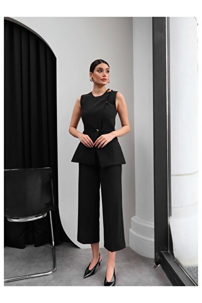 ESRAHELVACI Σετ παντελονιού με κορδόνια και καρφίτσα