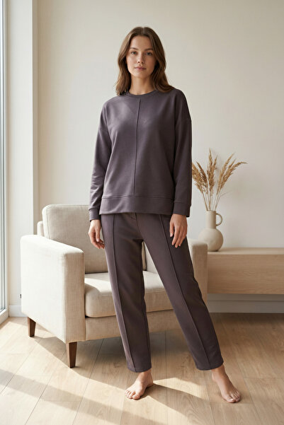 Vintero Home Women's Straight-Leg Tracksuit Set with Stitching Detail