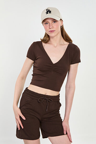 BARRELS AND OIL Γυναικείο κορμάκι με V λαιμόκοψη και σούρες μπροστά - Πικρό καφέ