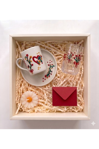 Flossy Design El yapımı kişiye özel anneler günü kahve fincanı ve su bardağı,...