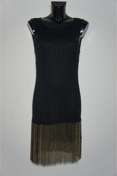 FASHION Φόρεμα Zara με δαντέλα και κρόσσια από γυάλινες χάντρες