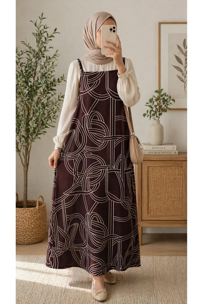 ELMODA Γυναικείο φόρεμα τεσεττούρ με ψηφιακή στάμπα σε καφέ χρώμα και ρυθμιζό...
