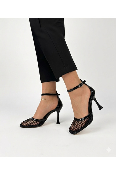 Ömer Ediz Shoes NERRA Γυναικεία παπούτσια με λεπτό τακούνι και λουράκι στον α...