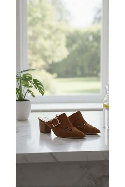 VESS MODA Παντόφλες από σουέντ με χοντρό τακούνι και λεπτομέρεια με αγκράφα, ...