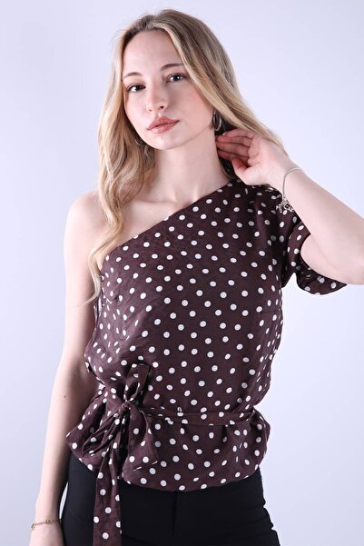 Veni Life Polka dot one shoulder blouse
