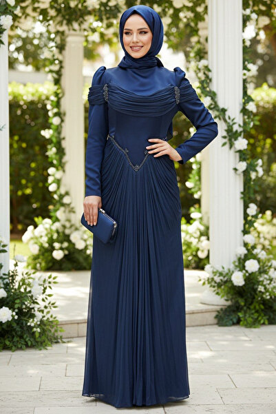 N.S NEVA STYLE فستان سهرة محتشم باللون الأزرق الداكن من درابيلي 70136L