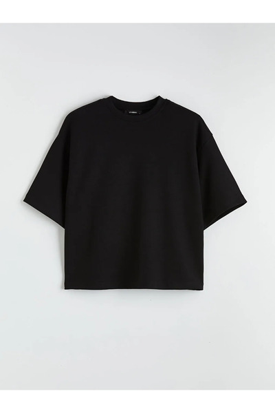 LC Waikiki Μαύρο γυναικείο μπλουζάκι με λαιμόκοψη oversized