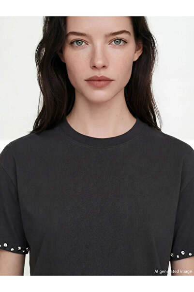 LC Waikiki Γυναικείο μπλουζάκι Anthracite Crew Neck Stone Soft Touch