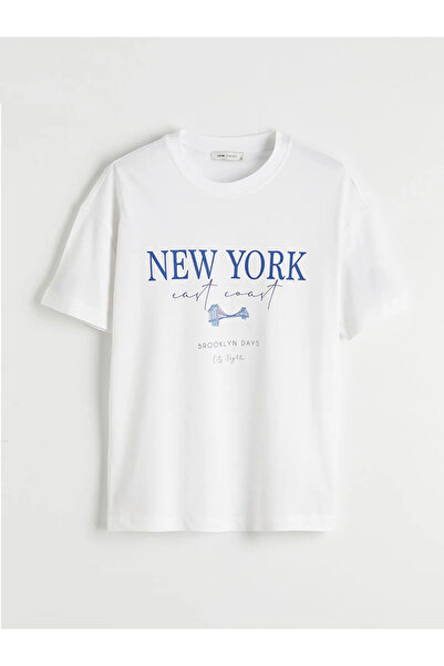 LC Waikiki Λευκό γυναικείο μπλουζάκι με στάμπα Νέας Υόρκης σε μεγάλο μέγεθος