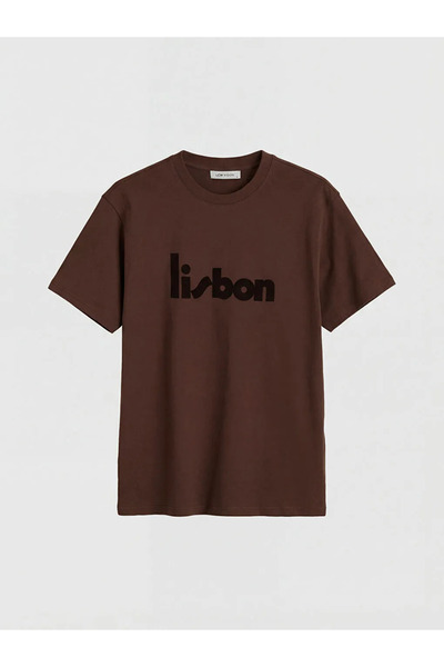 LC Waikiki Καφέ γυναικείο μπλουζάκι με στάμπα Lisbon και λαιμόκοψη ποδηλάτου