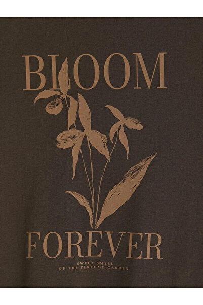 LC Waikiki Καφέ μπλουζάκι με λαιμόκοψη με τύπωμα για γυναίκες