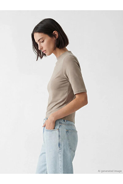 LC Waikiki Γυναικείο μπλουζάκι με καφέ γιακά