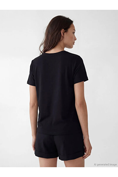 LC Waikiki Μαύρο γυναικείο μπλουζάκι με λαιμόκοψη