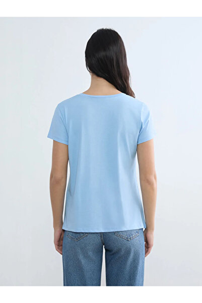 LC Waikiki Γυναικείο μπλουζάκι με στάμπα με μπλε λαιμόκοψη