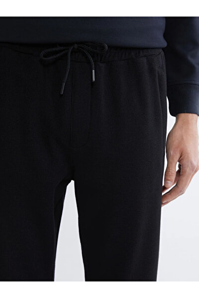 LC Waikiki Μαύρο ανδρικό αθλητικό παντελόνι Standard Fit