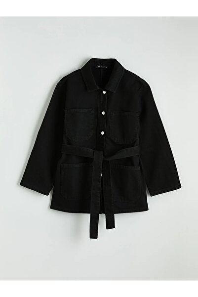 LC Waikiki Μαύρο γυναικείο τζιν μπουφάν με λεπτομέρεια Γιακάς πουκαμίσου Kuşak