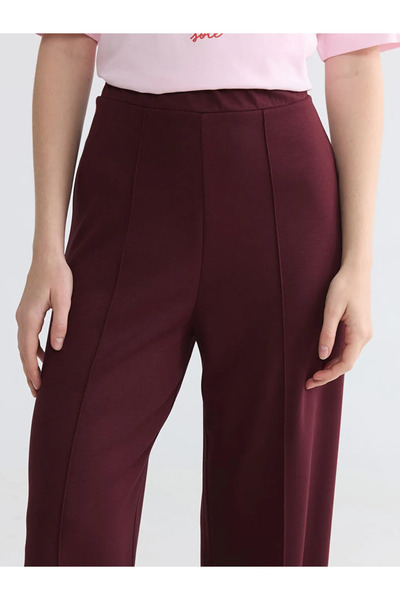 LC Waikiki Γυναικείο παντελόνι φόρμας με ελαστική μέση και απαλή υφή