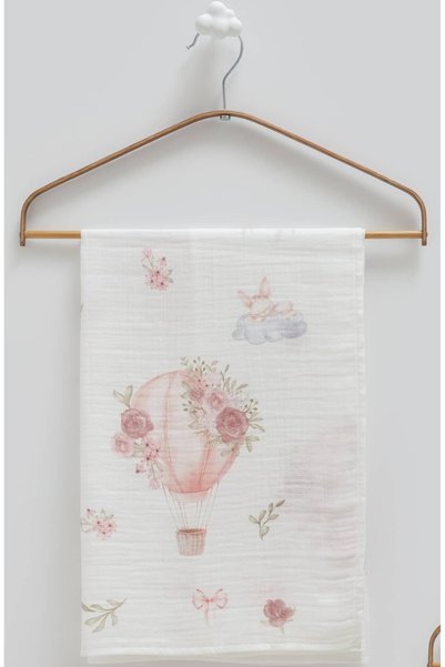 STRAWBABY Caramell Baby Girl 2-Piece Blanket - Comb - Pacifier Hanger 4-Piece Boxed Set