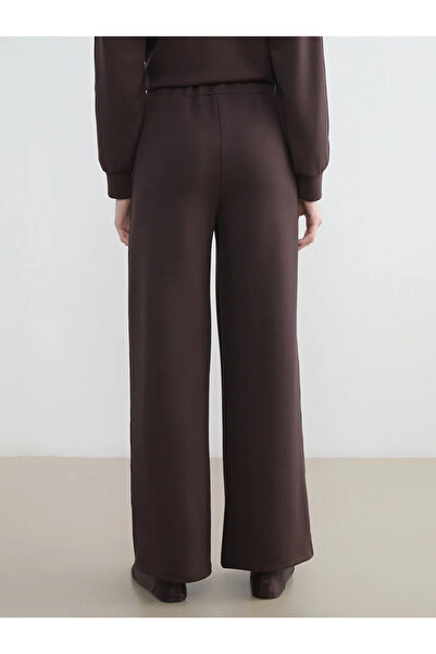 LC Waikiki Γυναικείο παντελόνι αθλητικό καφέ με ελαστική μέση, απαλό στο περι...