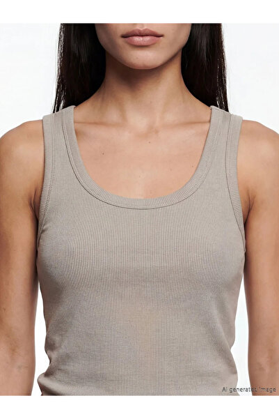 LC Waikiki Μπεζ γυναικείο εσώρουχο με λαιμόκοψη U